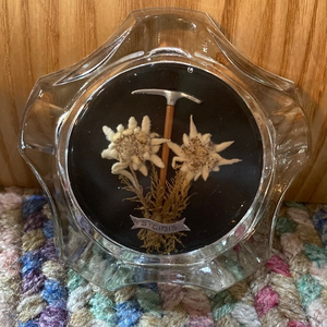 Rare Vintage glass ashtray with dried edelweiss flowers‎
